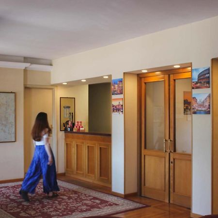 Oasi Santa Rosa Hotell Rom Exteriör bild